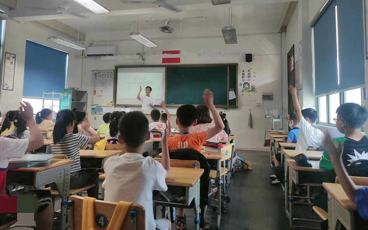 仪陇冯家小学