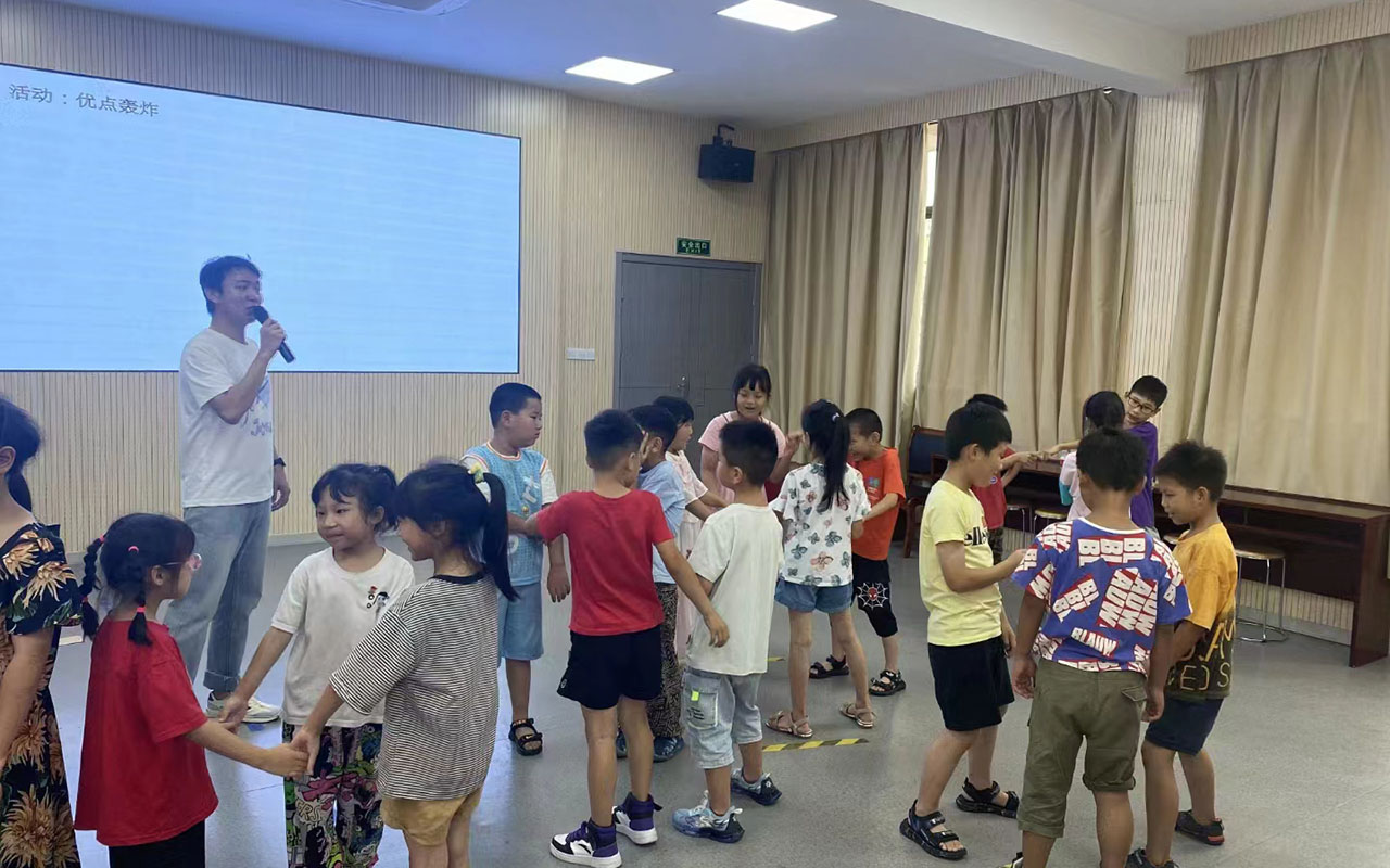 仪陇龙观乡中心学校