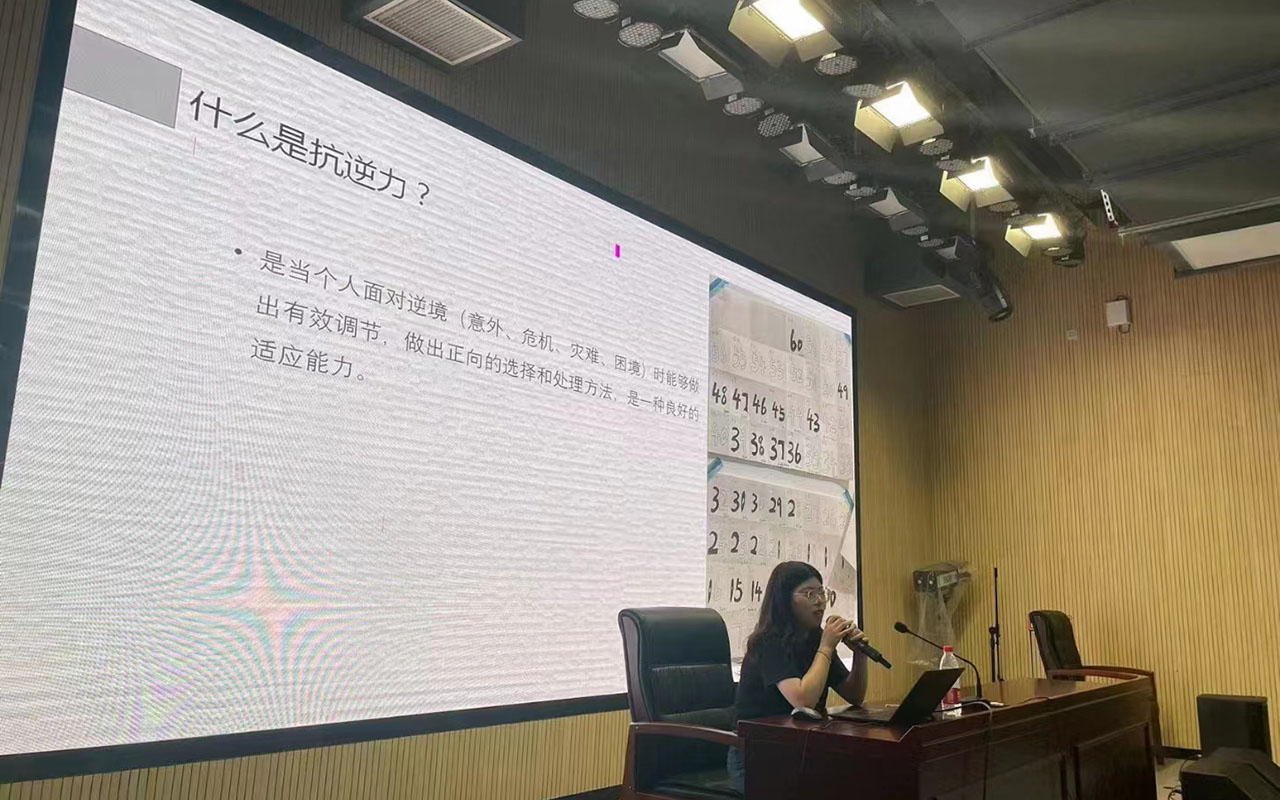 仪陇董玉娣中学